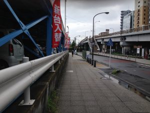 徒歩？バス？新横浜駅からニトリへの行き方アクセス　歩道橋注意！7